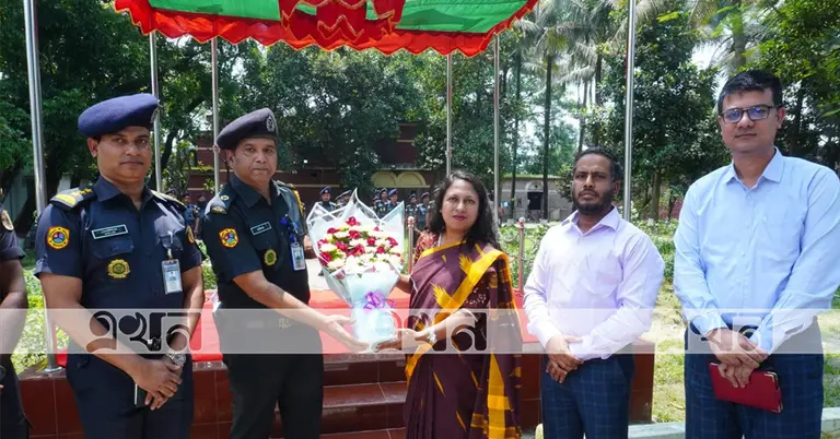 জেলা কারাগার পরিদর্শনে প্রশাসক